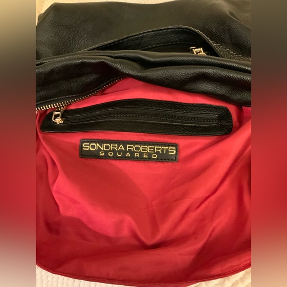 SONDRA ROBERTS - Picture 6 of 10